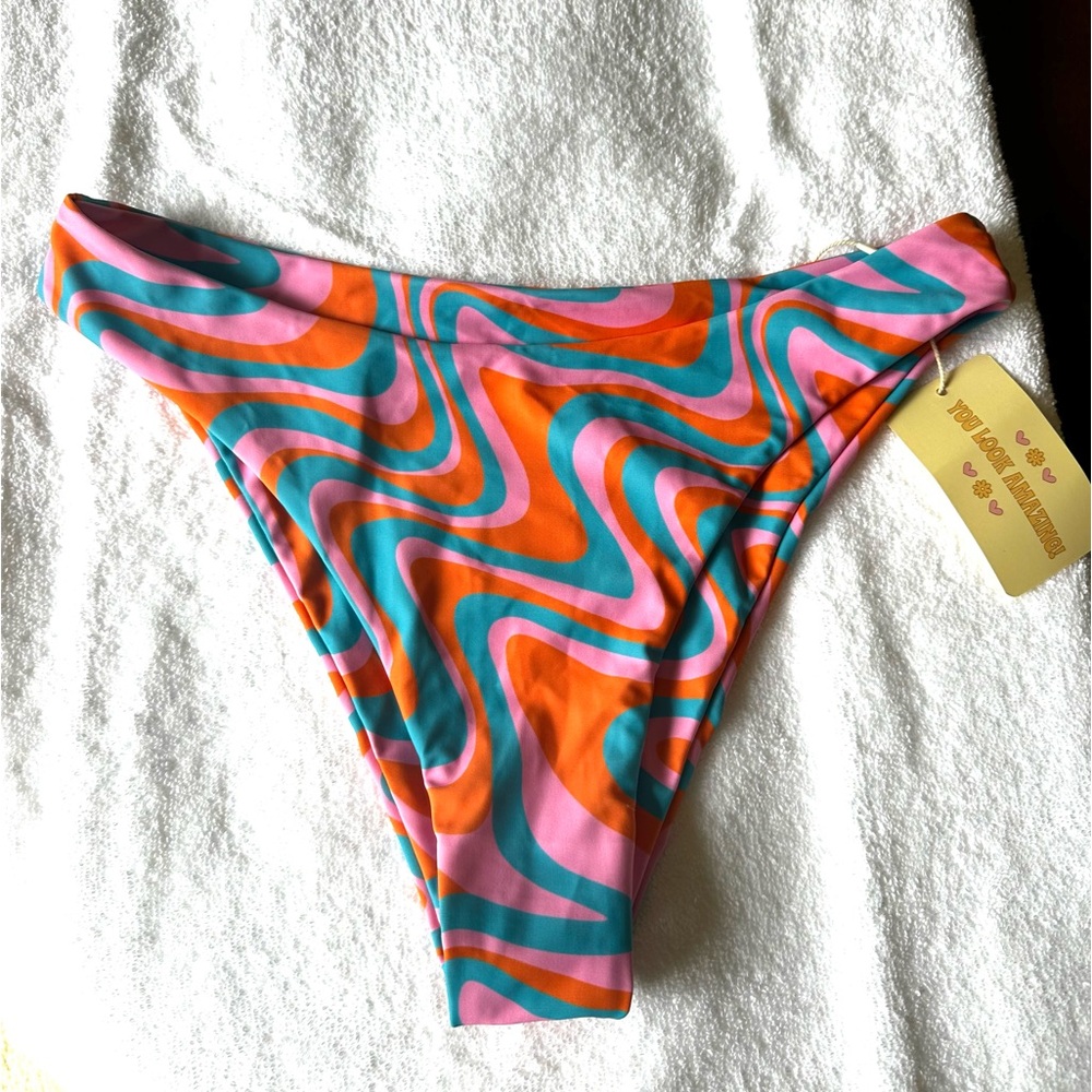 Aurelle NWT South Beach bikini bottoms